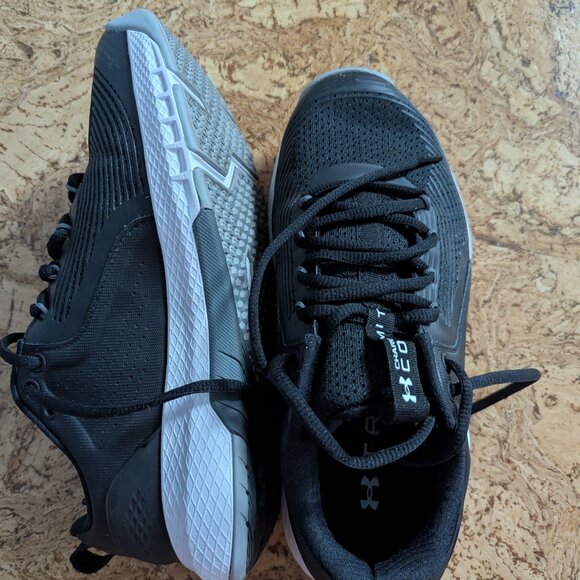 Under Armour men size 7.5 extra wide train shoes - Picture 1 of 3